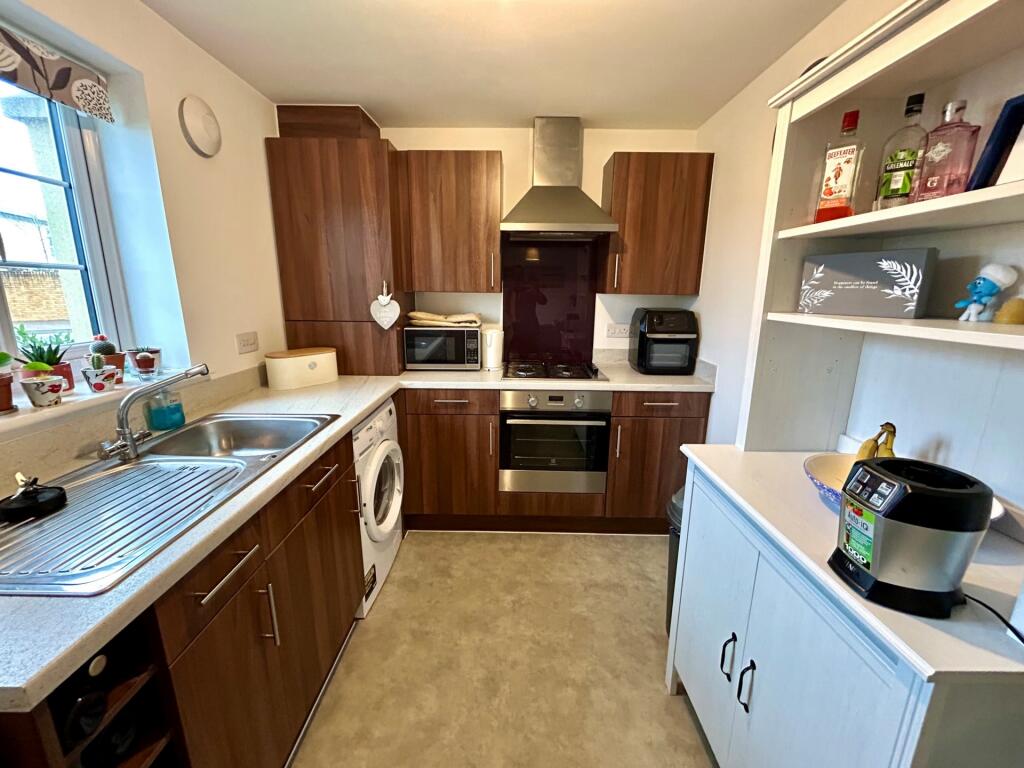 Additional image 8 of Montacute Road, Yeovil, BA22