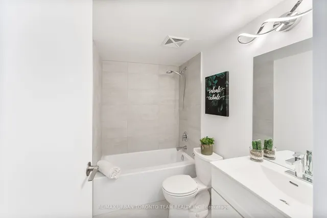 Additional image 28 of 25 Grenville St Unit 1905