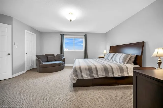 Additional image 28 of 31 Showcase Dr