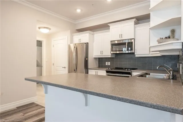 Additional image 14 of 3290 New St Unit 204