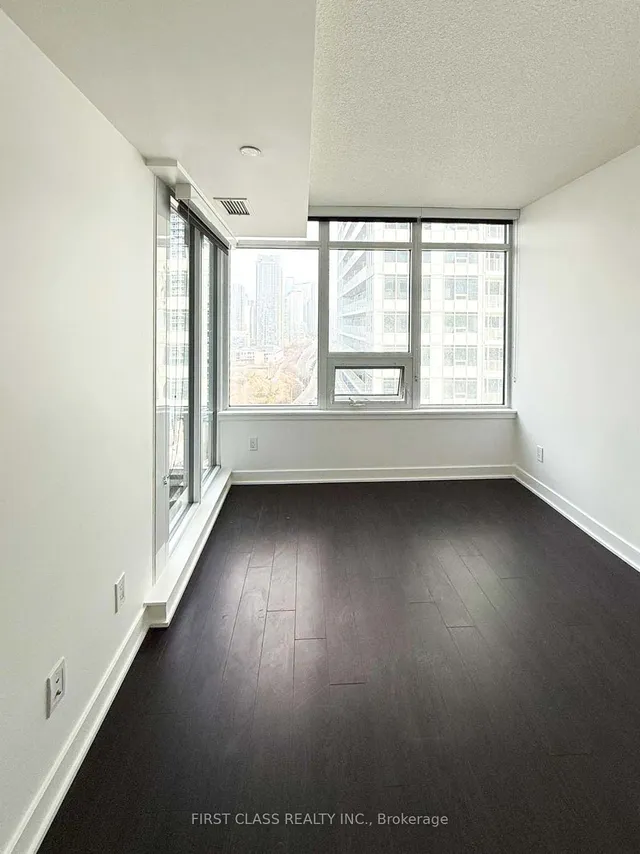 Additional image 10 of 19 Bathurst St St Unit 2008