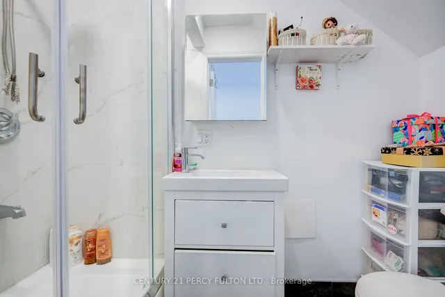 Additional image 33 of 12 Rollins Pl