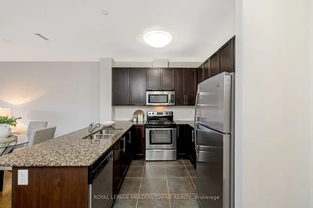 Additional image 8 of 383 Main St Unit 103