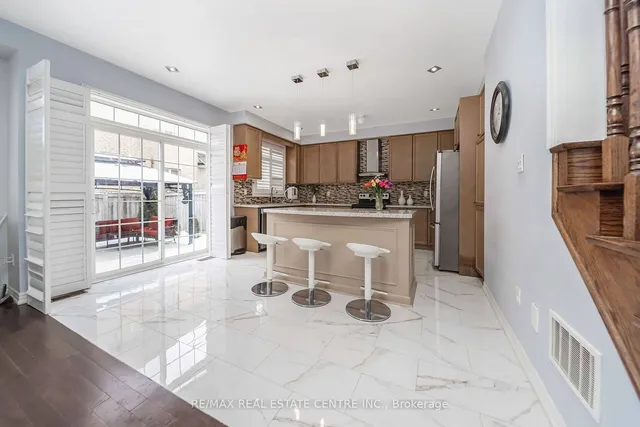 Additional image 31 of 1 Sage Meadow Cres