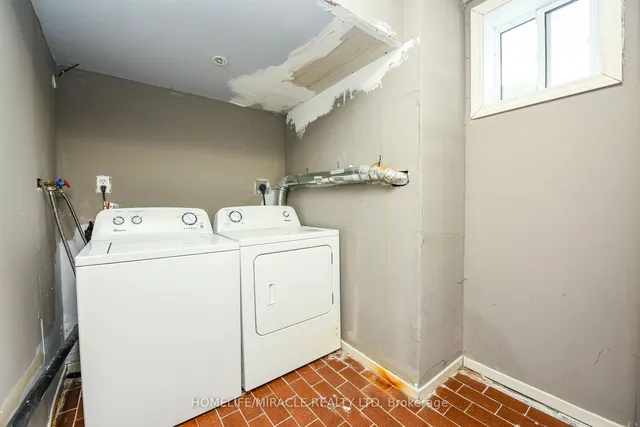 Additional image 32 of 102 Jade Cres