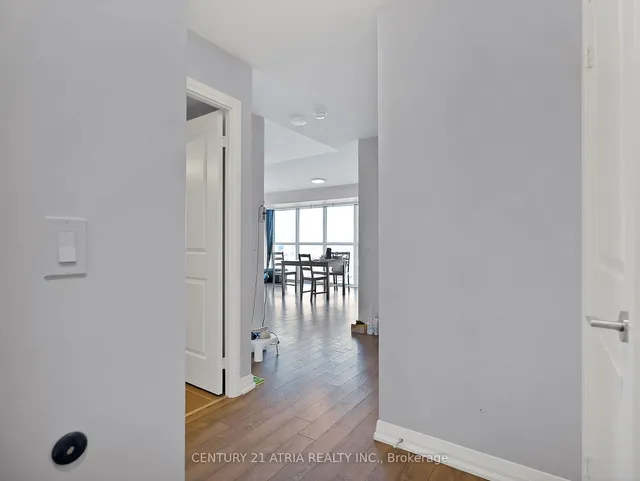 Additional image 14 of 30 Meadowglen Pl Unit 1505