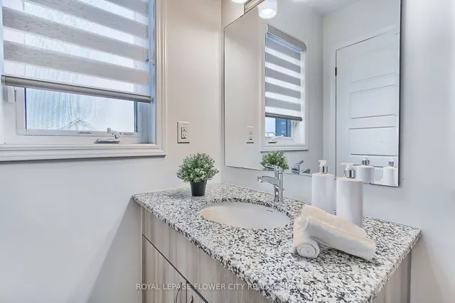 Additional image 28 of 1565 Moira Cres