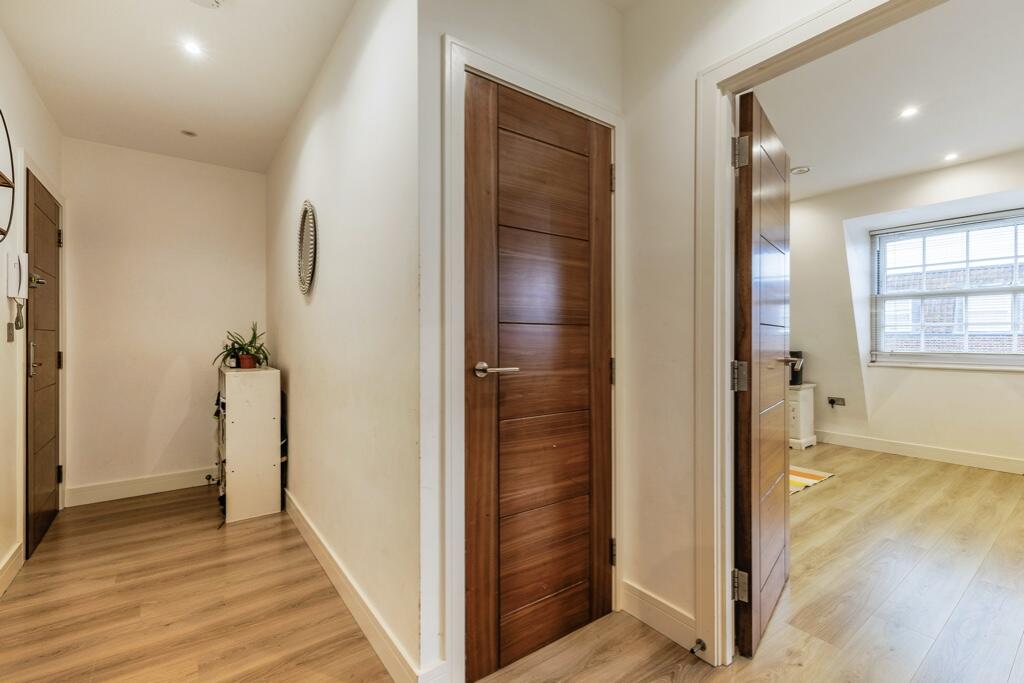 Additional image 15 of Stonehills, Welwyn Garden City, Hertfordshire, AL8