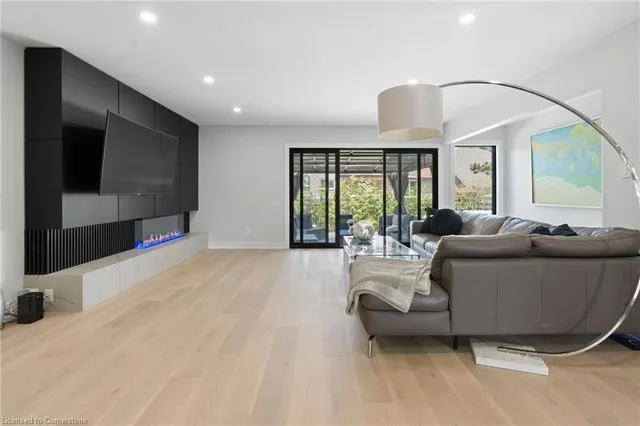 Additional image 12 of 17 Clearview Dr