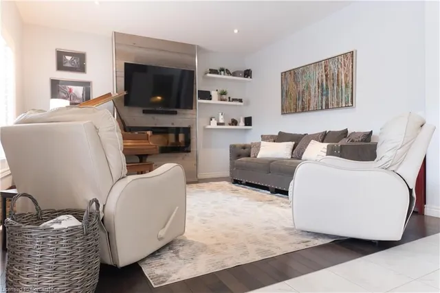 Additional image 7 of 183 Pumpkin Pass