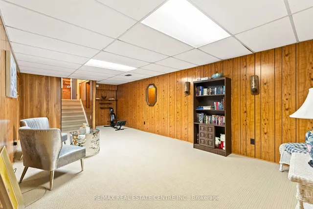 Additional image 33 of 48 Jasper Cres