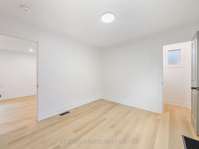 Additional image 14 of 51 Woodbridge Rd