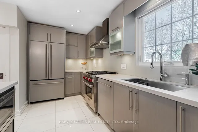 Additional image 15 of 144 Armour Blvd