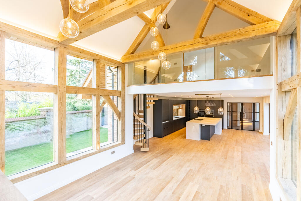 Additional image 42 of Oakridge, Drop Lane, Bricket Wood, St Albans, AL2