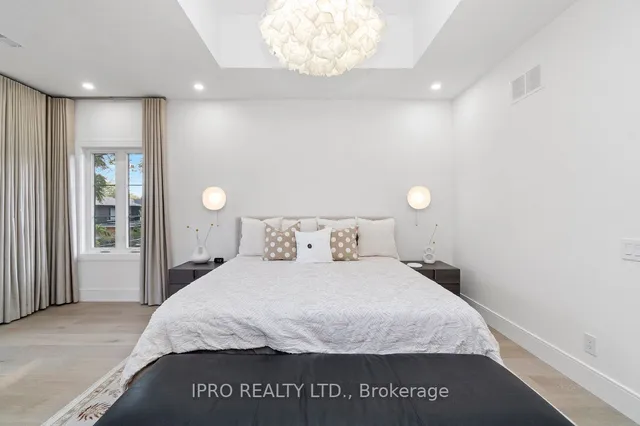 Additional image 24 of 47 Ambleside Ave