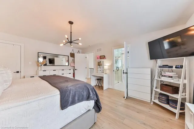 Additional image 24 of 36 Warwick Rd