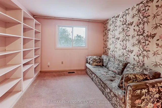 Additional image 16 of 1801 Stonepath Cres