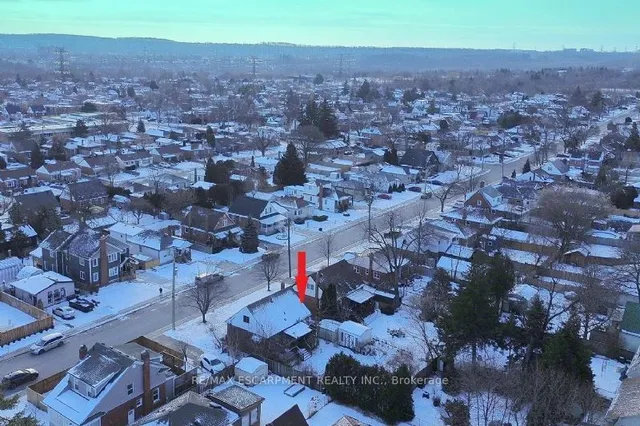 Additional image 25 of 160 Rosedale Ave