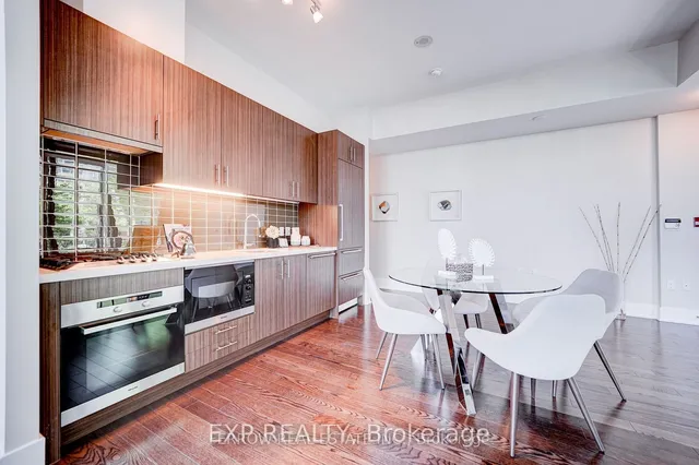 Additional image 27 of 39 Queens Quay Unit 101