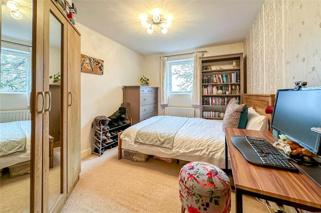 Additional image 7 of Astwick Manor, Coopers Green Lane, Hatfield, Hertfordshire, AL10