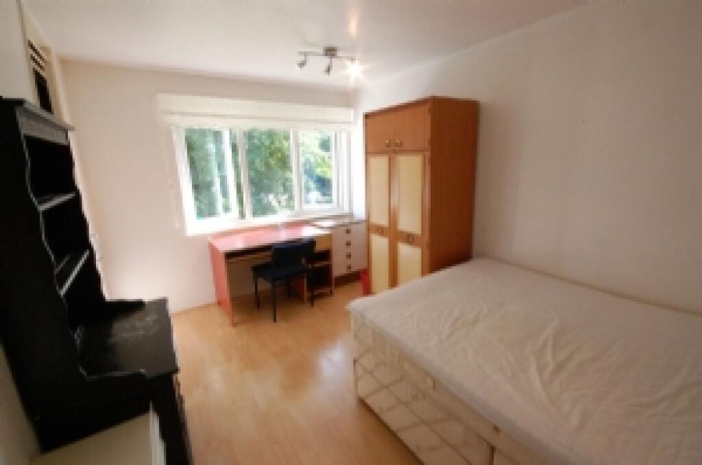 Additional image 4 of Leahurst Crescent (D), Harborne, Birmingham, West Midlands, B17