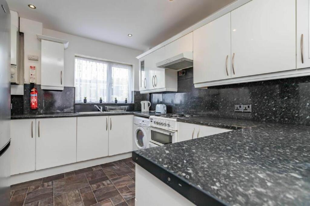 Additional image 10 of Bantock Way, Harborne, Birmingham, West Midlands, B17