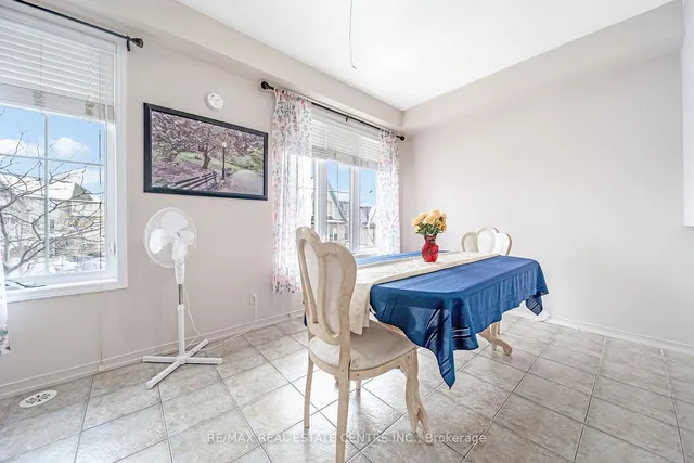 Additional image 21 of 103 Cedar Lake Cres