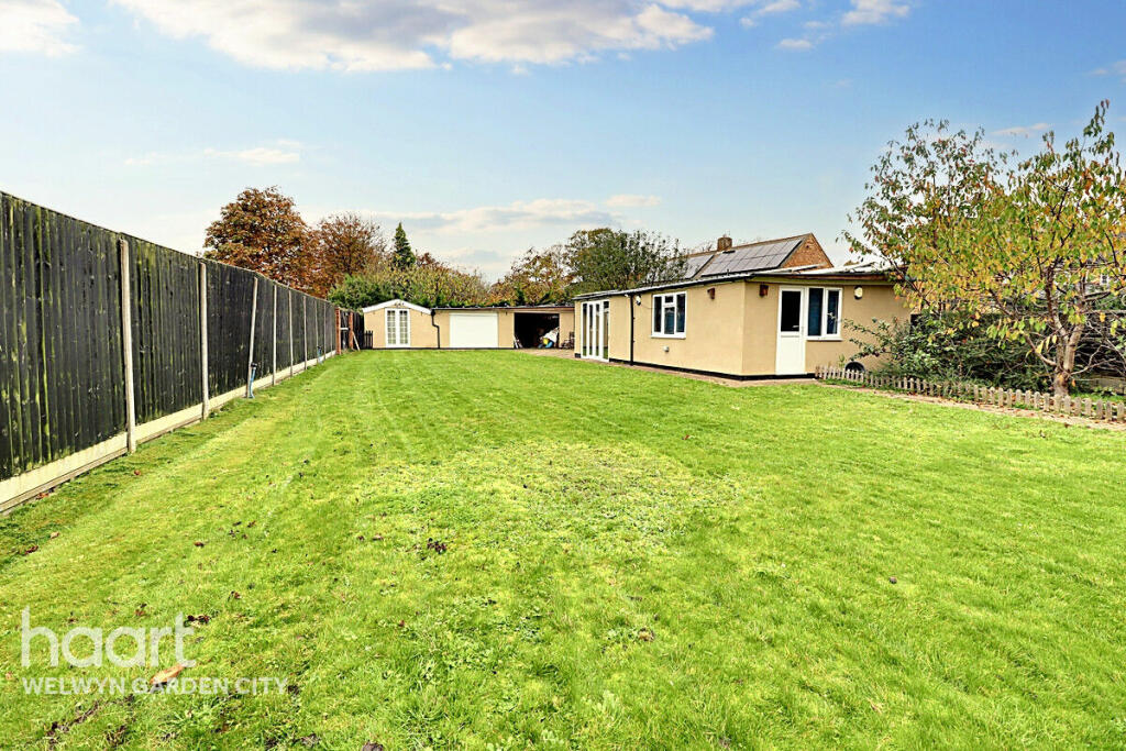 Additional image 28 of Hollybush Lane, Welwyn Garden City