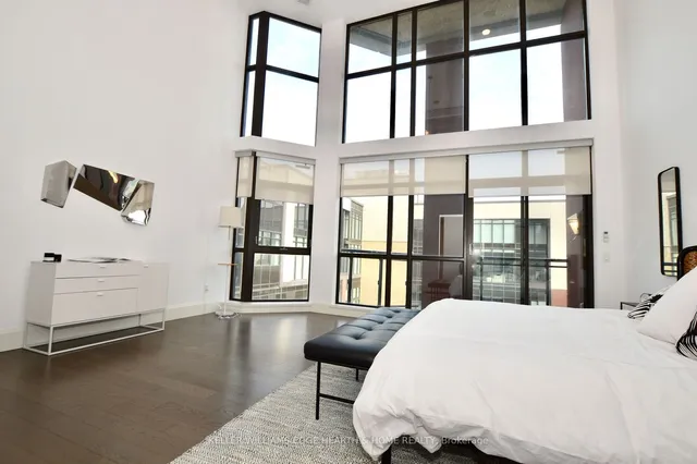 Additional image 26 of 112 King St Unit PH 6