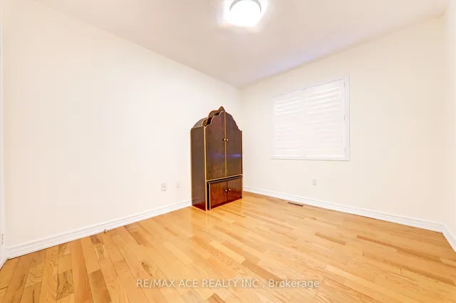 Additional image 23 of 51 Knowles Dr