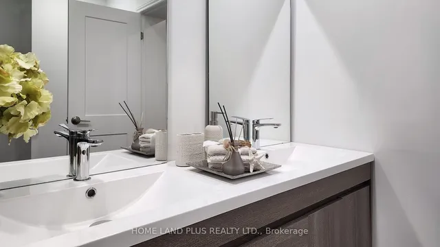 Additional image 24 of 85 Rochester Ave