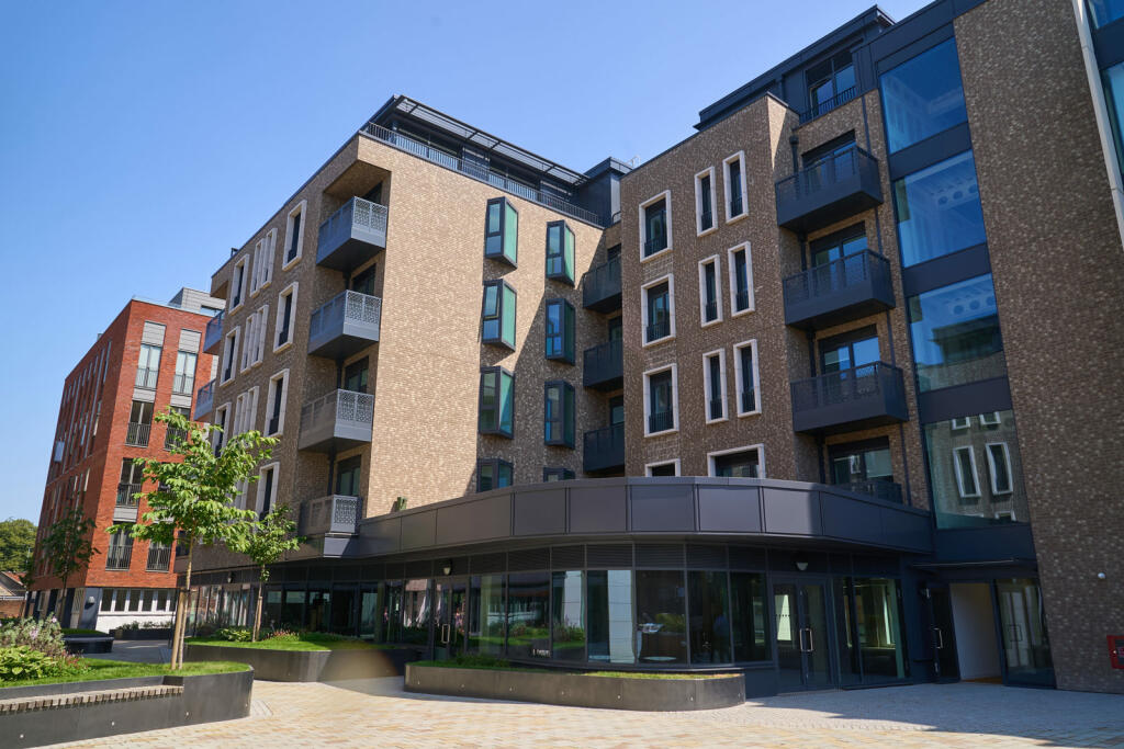 Additional image 7 of Francis Bacon House, Jubilee Square, Victoria Street, St Albans, East Of England, AL1