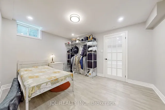 Additional image 34 of 2020 Quinte St