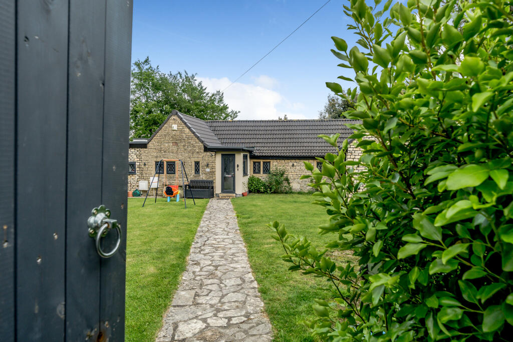 Additional image 3 of Southstoke Road