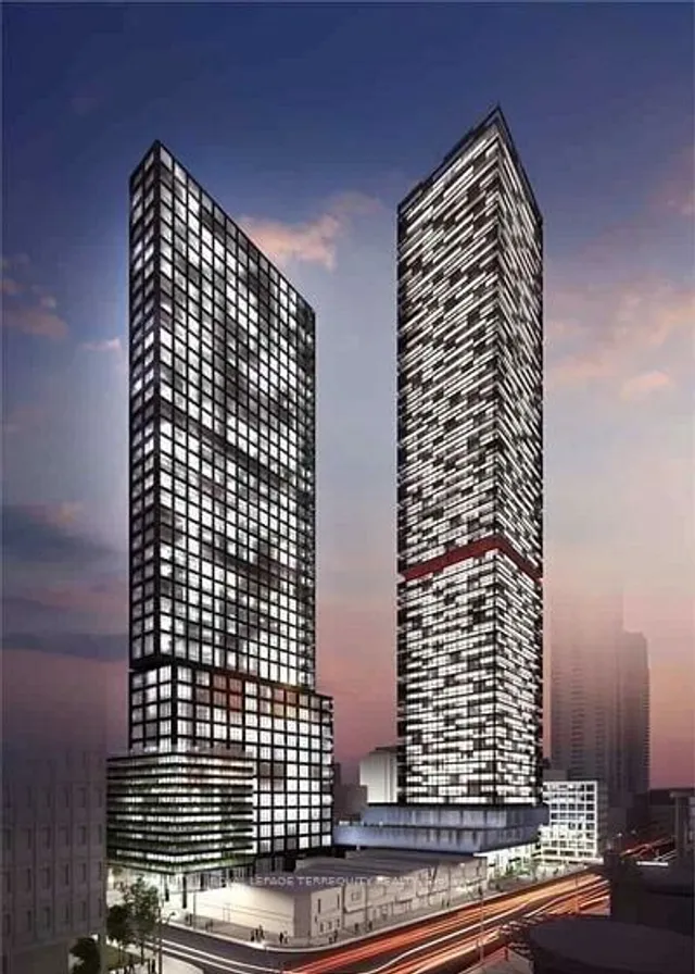 8 Eglinton Ave Unit 3706