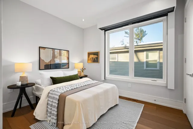 Additional image 26 of 39 Sharron Dr