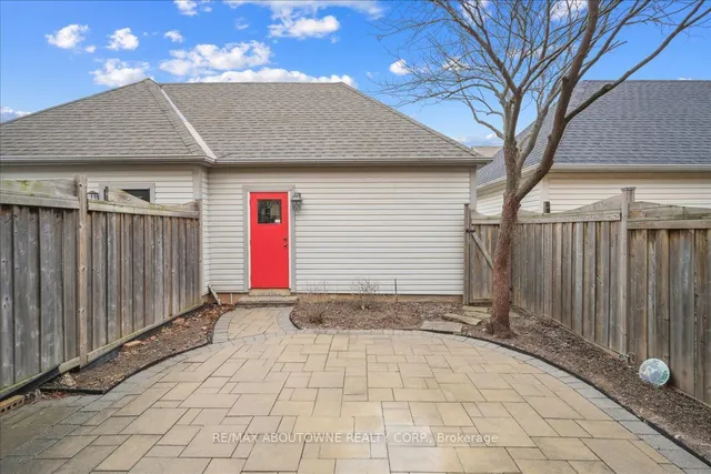 Additional image 33 of 183 Roxton Rd