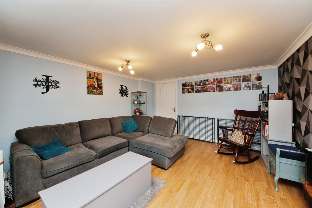 Additional image 5 of Canal Court, Birmingham