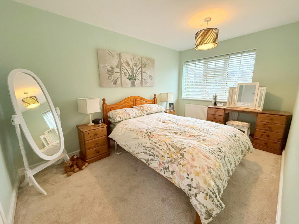 Additional image 11 of Mappleborough Road, Shirley