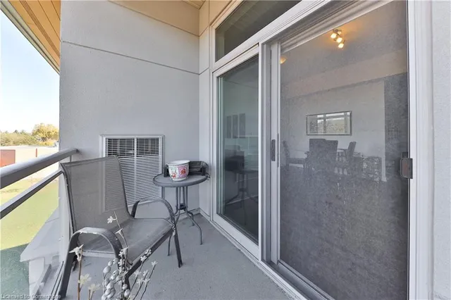 Additional image 32 of 457 Plains Rd Unit 18