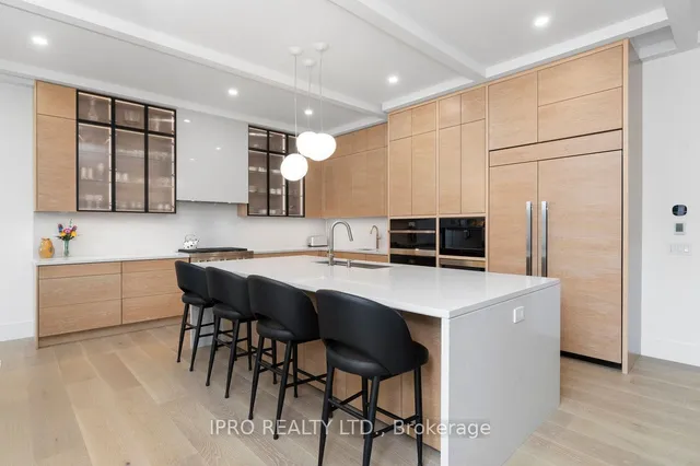 Additional image 11 of 47 Ambleside Ave