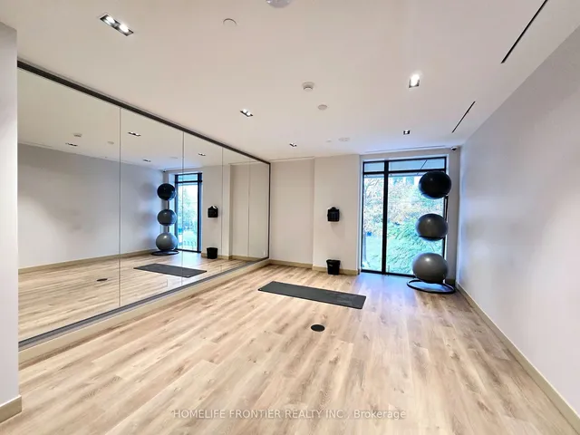 Additional image 29 of 65 Mutual St Unit 3004