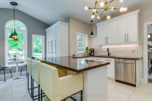 Additional image 16 of 16 SWEETMAN Dr