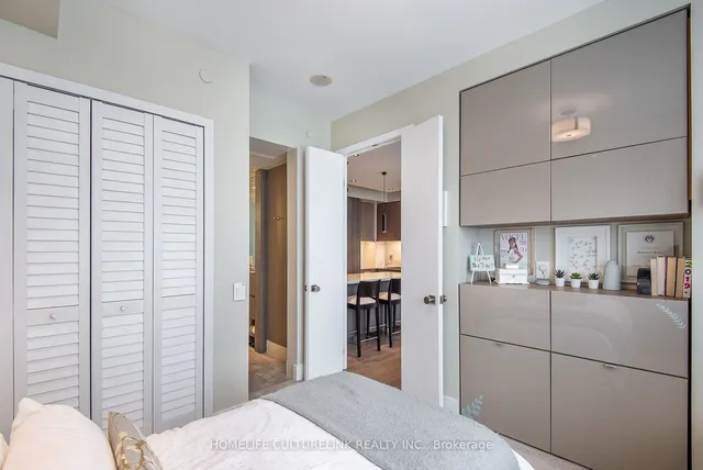 Additional image 23 of 170 Avenue Rd Unit 1003*