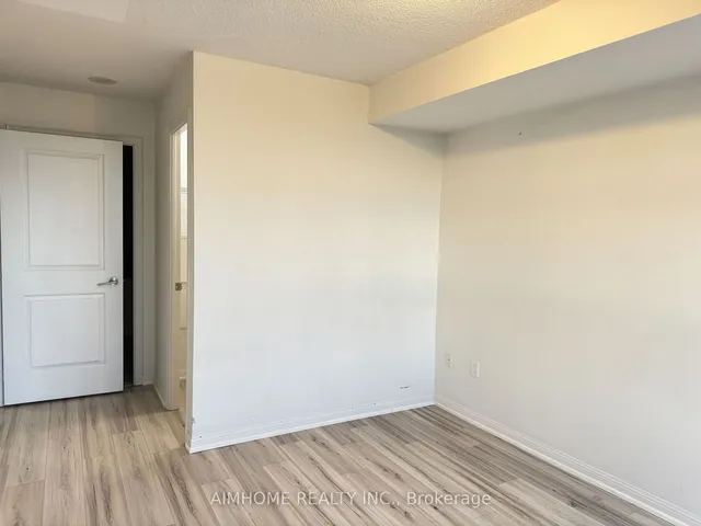 Additional image 25 of 65 East Liberty St Unit 603