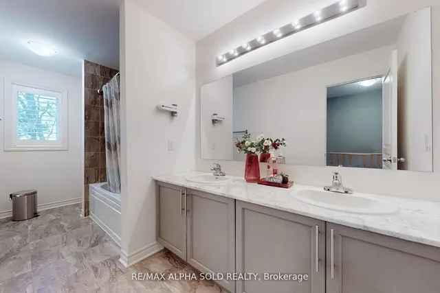 Additional image 33 of 3 Eaton Park Lane Unit 5