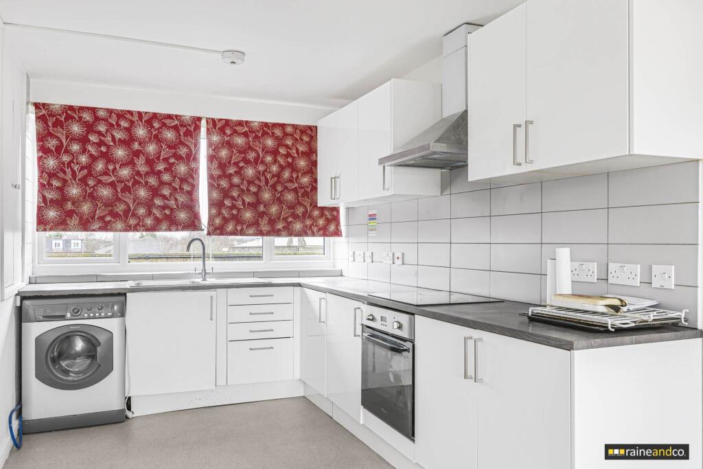 Additional image 2 of White Lion House, Town Centre