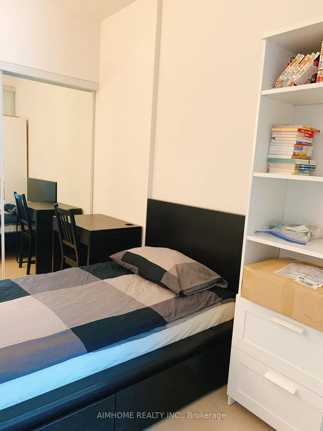 Additional image 10 of 955 Bay St Unit 3208