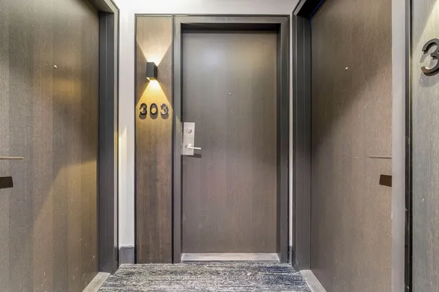 Additional image 8 of 6 Parkwood Ave Unit 303