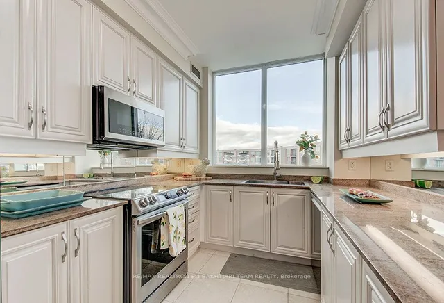 Additional image 19 of 38 William Carson Cres Unit 805